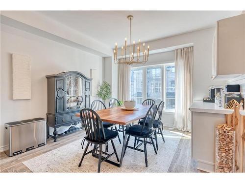 7-187 Wilson Street W, Hamilton, ON - Indoor Photo Showing Dining Room