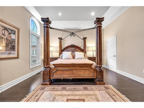 15 Silver Maple Drive, Ancaster, ON - Indoor Photo Showing Bedroom