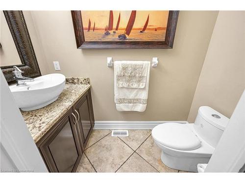 15 Silver Maple Drive, Ancaster, ON - Indoor Photo Showing Bathroom