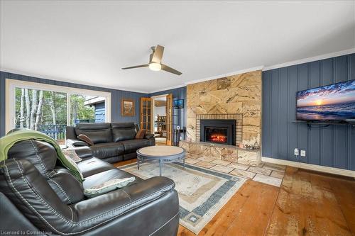 7662 Birch Drive, Washago, ON - Indoor Photo Showing Living Room With Fireplace