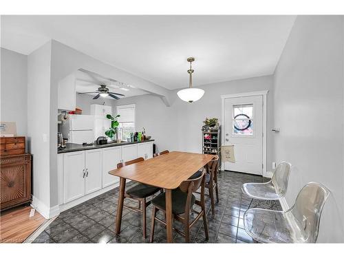 2-38 Myrtle Avenue, Hamilton, ON - Indoor Photo Showing Dining Room