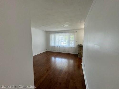 725 Eleventh Avenue E, Hamilton, ON - Indoor Photo Showing Other Room