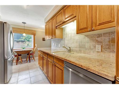 56 Skyland Drive, Hamilton, ON - Indoor Photo Showing Kitchen