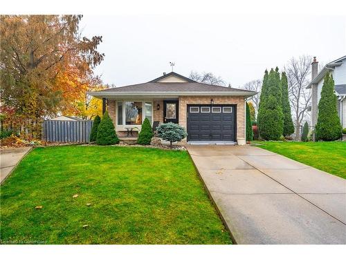 46 Vesper Court, Stoney Creek, ON - Outdoor With Facade