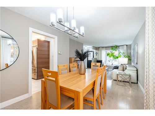 46 Vesper Court, Stoney Creek, ON - Indoor Photo Showing Dining Room