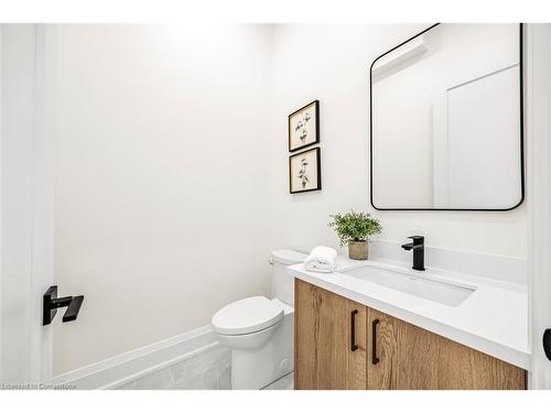 63 Brian Boulevard, Waterdown, ON - Indoor Photo Showing Bathroom