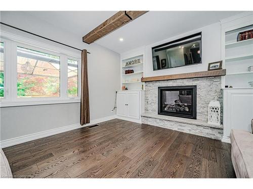 329 Silvana Crescent, Burlington, ON - Indoor Photo Showing Living Room With Fireplace