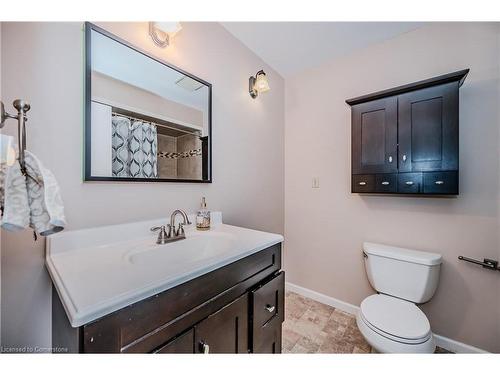 329 Silvana Crescent, Burlington, ON - Indoor Photo Showing Bathroom