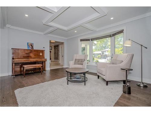 329 Silvana Crescent, Burlington, ON - Indoor Photo Showing Living Room