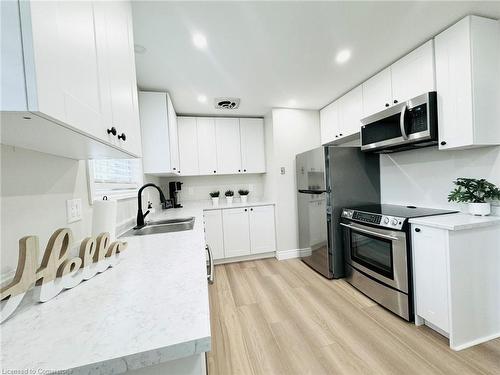 2434 Tait Avenue, Burlington, ON - Indoor Photo Showing Kitchen