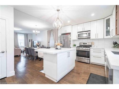 62 Guise Street E, Hamilton, ON - Indoor Photo Showing Kitchen With Stainless Steel Kitchen With Upgraded Kitchen