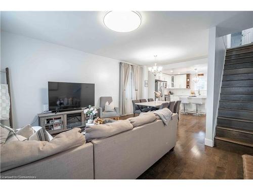 62 Guise Street E, Hamilton, ON - Indoor Photo Showing Living Room