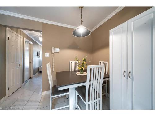 6-230 Meadowbrook Drive, Ancaster, ON - Indoor Photo Showing Dining Room