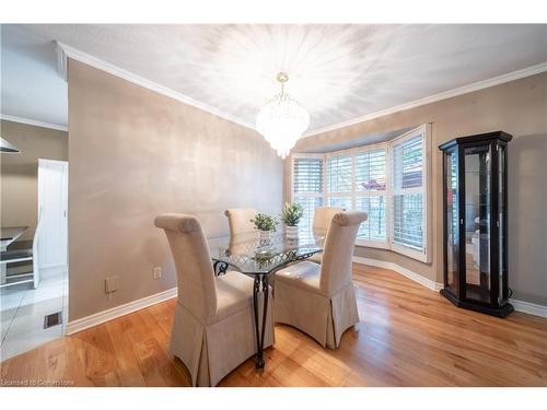 6-230 Meadowbrook Drive, Ancaster, ON - Indoor Photo Showing Dining Room