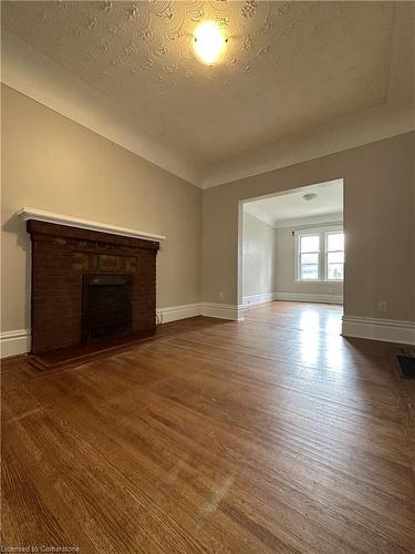 146 Lottridge Street, Hamilton, ON - Indoor Photo Showing Living Room