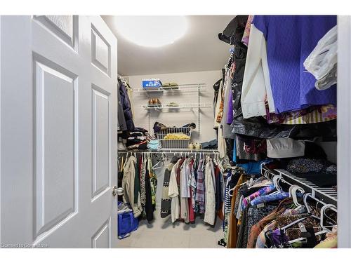 52 Postoaks Drive, Glanbrook, ON - Indoor With Storage