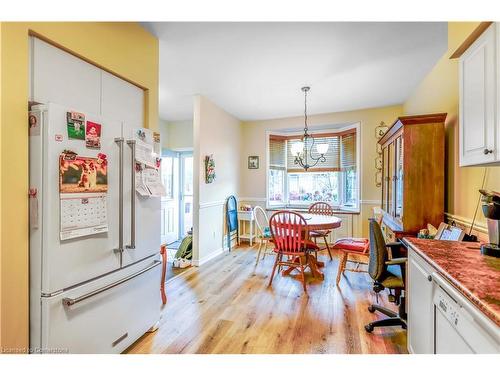 52 Postoaks Drive, Glanbrook, ON - Indoor Photo Showing Dining Room