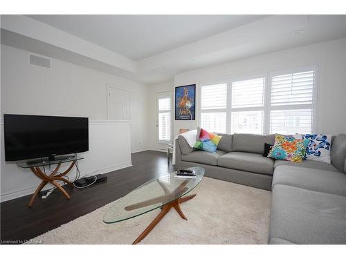 03-03-2420 Baronwood Drive, Oakville, ON - Indoor Photo Showing Living Room