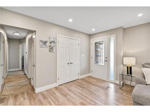 10 Jamar Circle, St. Catharines, ON - Indoor Photo Showing Other Room