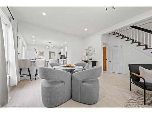 80 Courtwright Street, Fort Erie, ON - Indoor Photo Showing Living Room