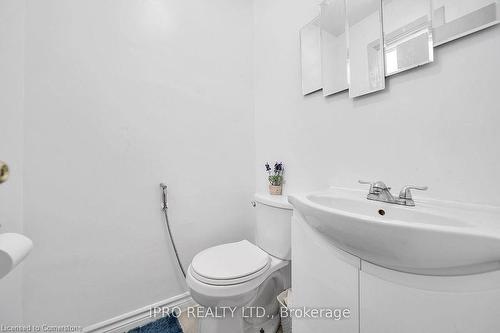 272 Westcourt Place, Waterloo, ON - Indoor Photo Showing Bathroom