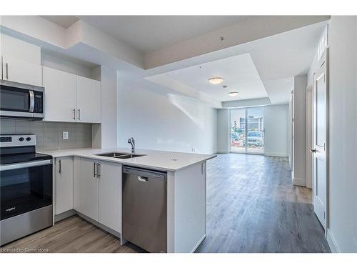 127-4 Kimberly Lane, Collingwood, ON - Indoor Photo Showing Kitchen With Stainless Steel Kitchen With Double Sink