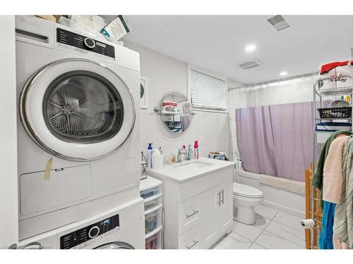 149 Victor Boulevard, Hamilton, ON - Indoor Photo Showing Laundry Room