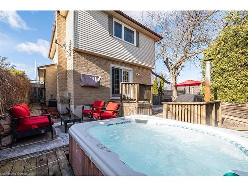 3052 Flanagan Court, Burlington, ON - Outdoor With Deck Patio Veranda