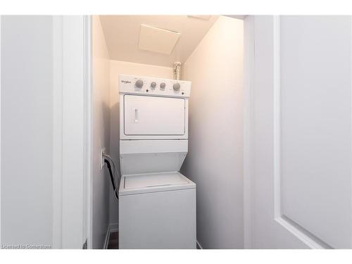 417-5055 Greenlane Road, Beamsville, ON - Indoor Photo Showing Laundry Room