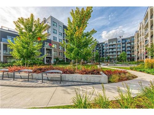 417-5055 Greenlane Road, Beamsville, ON - Outdoor With Balcony With Facade