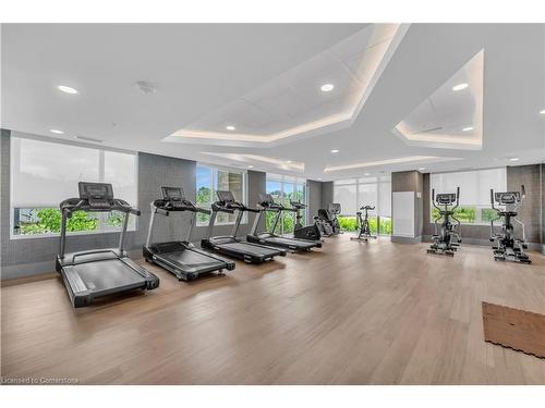 417-5055 Greenlane Road, Beamsville, ON - Indoor Photo Showing Gym Room