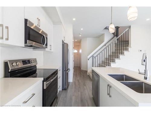 730 Knox Avenue, Hamilton, ON - Indoor Photo Showing Kitchen With Double Sink With Upgraded Kitchen