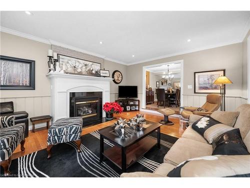 481 Townsend Avenue, Burlington, ON - Indoor Photo Showing Living Room With Fireplace