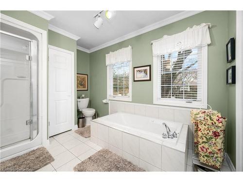 481 Townsend Avenue, Burlington, ON - Indoor Photo Showing Bathroom