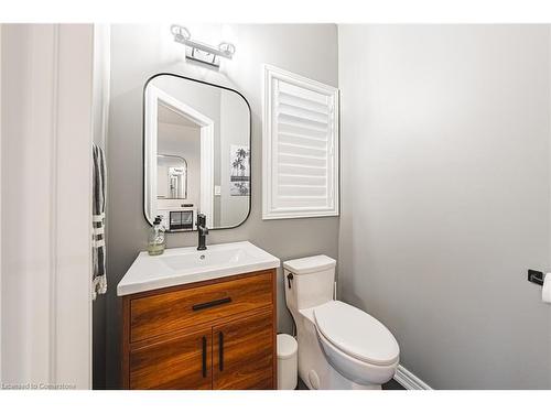 2244 Dewsbury Drive, Oakville, ON - Indoor Photo Showing Bathroom