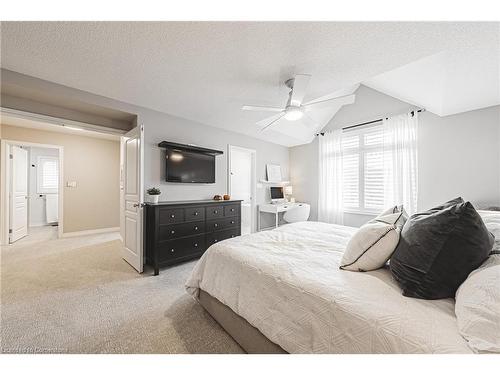 2244 Dewsbury Drive, Oakville, ON - Indoor Photo Showing Bedroom