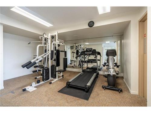 911-5280 Lakeshore Road, Burlington, ON - Indoor Photo Showing Gym Room