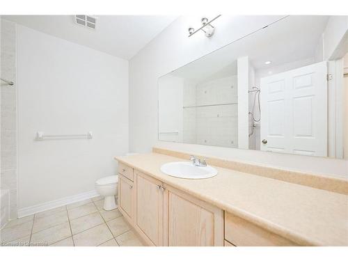 213-443 Centennial Forest Drive, Milton, ON - Indoor Photo Showing Bathroom