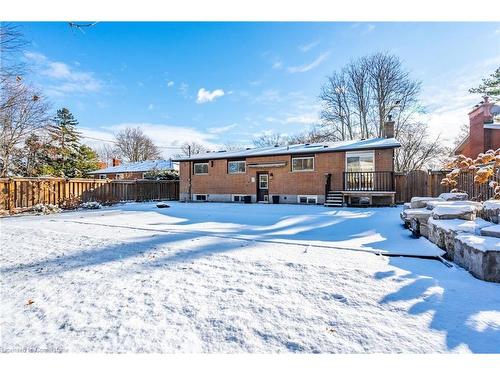 5247 Spruce Avenue, Burlington, ON - Outdoor