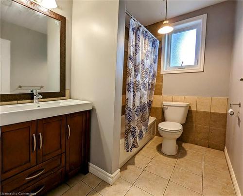 1 Rosedale Avenue, St. Catharines, ON - Indoor Photo Showing Bathroom