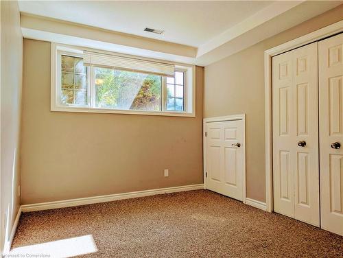 1 Rosedale Avenue, St. Catharines, ON - Indoor Photo Showing Other Room