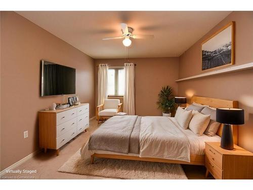 8-60 Rice Avenue, Hamilton, ON - Indoor Photo Showing Bedroom