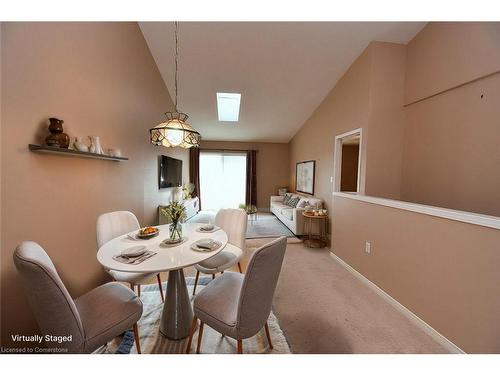 8-60 Rice Avenue, Hamilton, ON - Indoor Photo Showing Dining Room