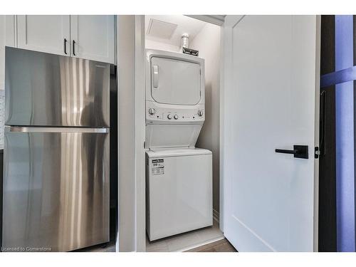 201-480 Gordon Krantz Avenue, Milton, ON - Indoor Photo Showing Laundry Room