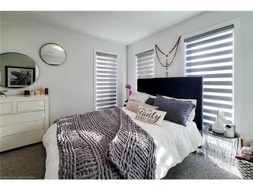 27-270 Melvin Avenue Avenue, Hamilton, ON - Indoor Photo Showing Bedroom