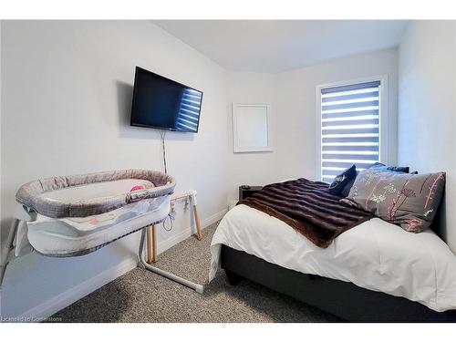 27-270 Melvin Avenue Avenue, Hamilton, ON - Indoor Photo Showing Bedroom