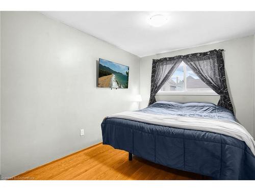 67 Burton Street, Hamilton, ON - Indoor Photo Showing Bedroom