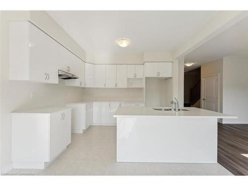 430 Beechwood Forest Lane Lane, Gravenhurst, ON - Indoor Photo Showing Kitchen