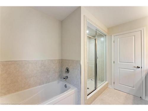 430 Beechwood Forest Lane Lane, Gravenhurst, ON - Indoor Photo Showing Bathroom