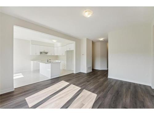 430 Beechwood Forest Lane Lane, Gravenhurst, ON - Indoor Photo Showing Kitchen